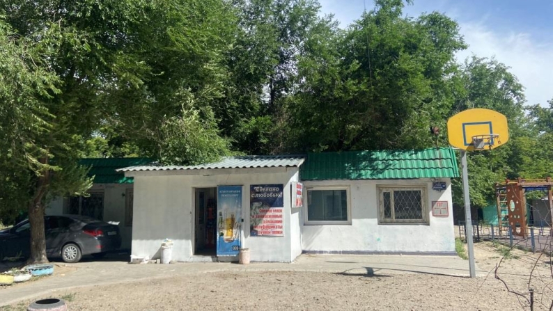 73,5 м² ғимараты 0,015 га жер учаскесімен