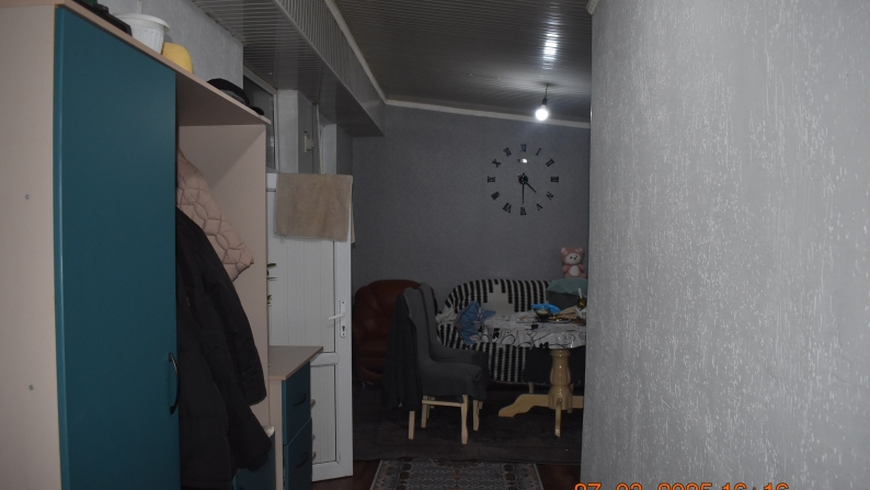 Үй жартысы және 0,0498 га жер телімі