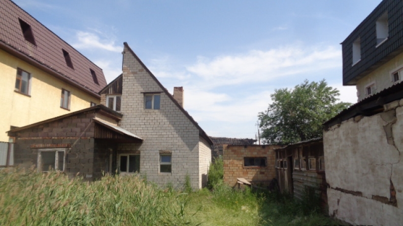 0,0778 га аумақтағы екі тұрғын үй