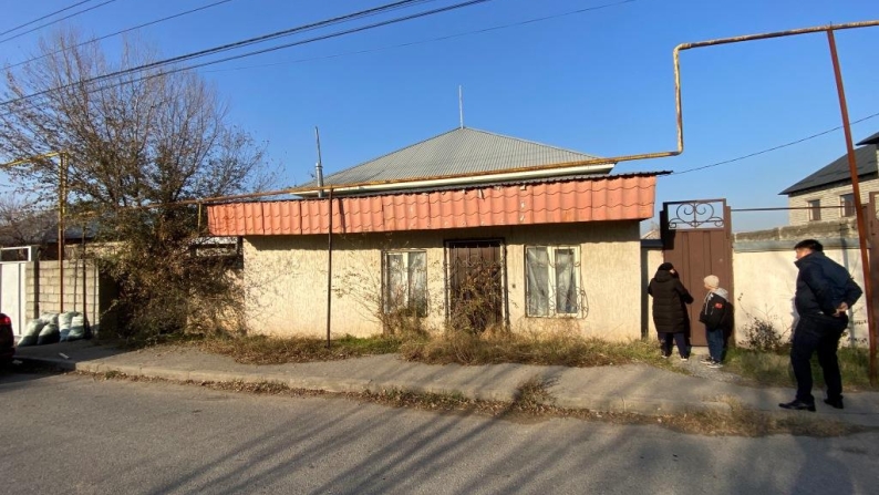 Жеке меншікке кең үй мен жер телімі