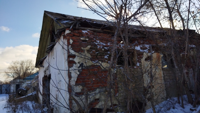 Жер телімімен бірге 0,6 га жылжымайтын мүлік кешені