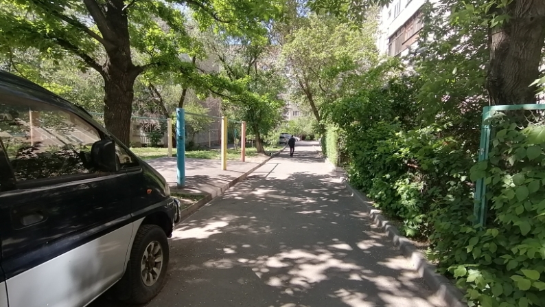 3 бөлмелі пәтер, 69 кв. м., 1 қабат, панель, жақсартылған жоспарлау