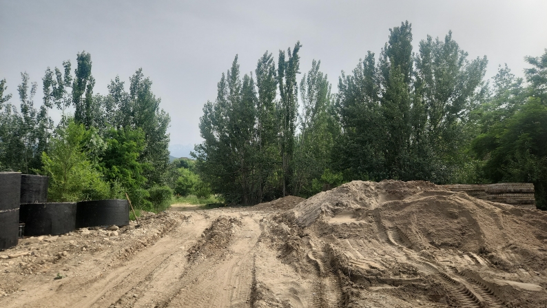 Жалпы ауданы 5,4723 га болатын жер учаскелері сатылады