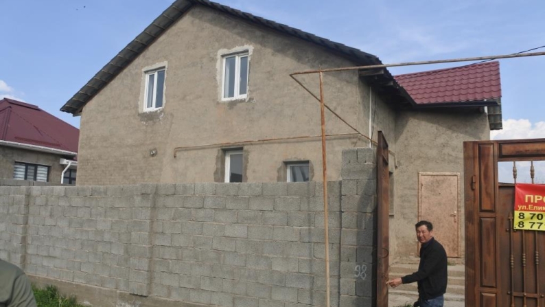 Тұрғын үй, жалпы ауданы 142,4 ш.м