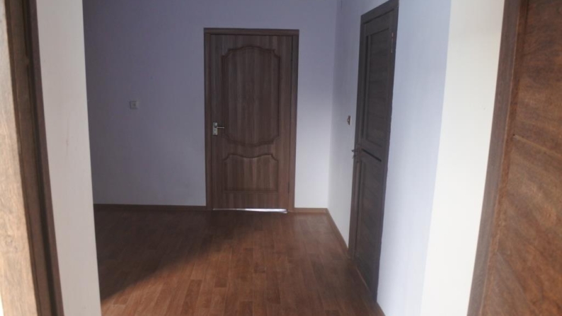 Тұрғын үй, жалпы ауданы 142,4 ш.м