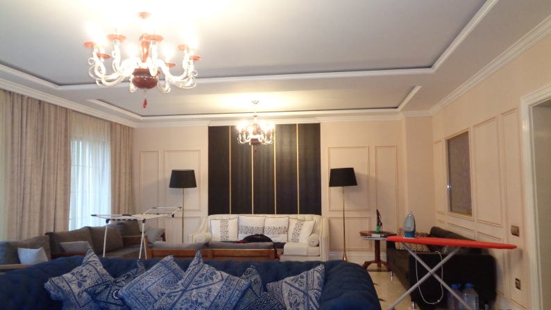 Эдельвейс шағынауданындағы тұрғын үй, жалпы ауданы 325,8 ш.м.