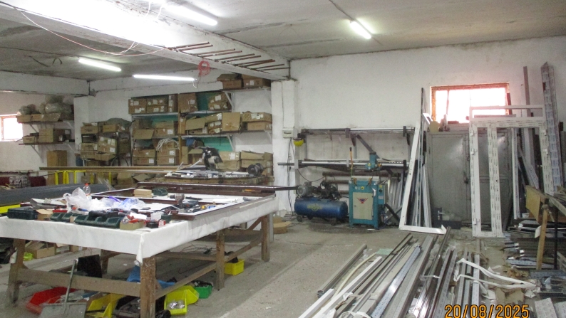 Ғимараттар кешені және теміржол торабы бар жер учаскесі