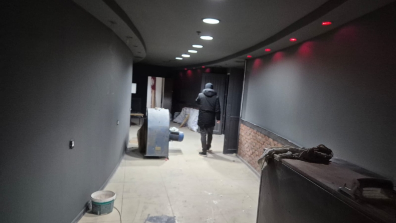 Кафе (караоке-бар, клуб), жалпы ауданы 697,3 ш.м.