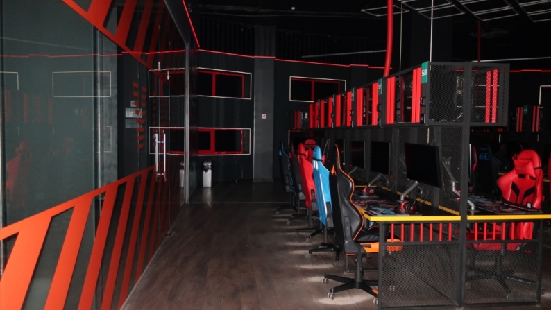 Коммерческое помещение 2 484 м²