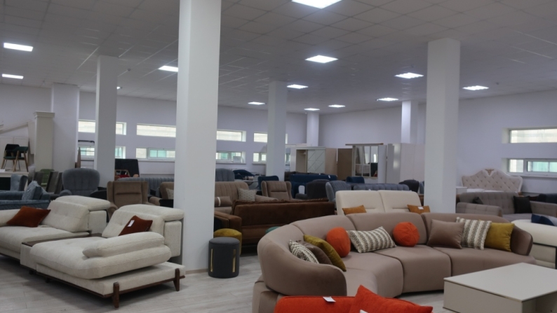 Коммерческое помещение 2 484 м²