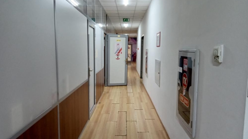 БЦ «7 Континент» ғимаратының он үшінші қабатындағы 770,1 шаршы метр коммерциялық үй-жай.