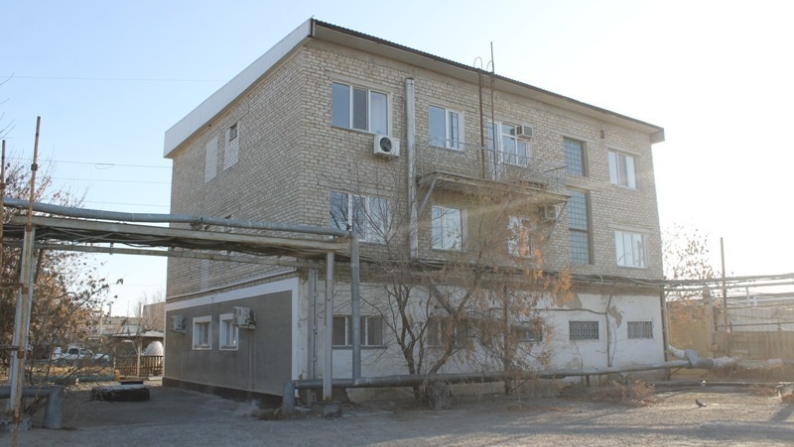 Атырау қаласында теміржол тұйығы бар өндірістік база, 5 364 м²
