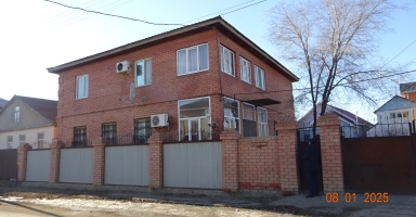Екі қабатты үй 205 ш.м жер учаскесімен 0,0897 га