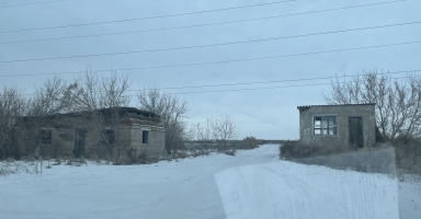 Теміржол тармағы және жер учаскесі бар өнеркәсіптік кешен