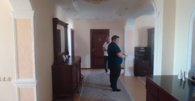 Кең екі бөлмелі пәтер 111,90 шаршы метр.